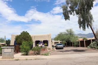 3249 E Presidio Rd in Tucson, AZ - Building Photo - Building Photo