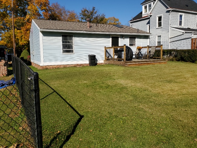 320 Dawson Ave in Carnegie, PA - Building Photo - Building Photo