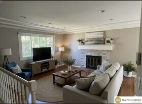 7201 S 148th St in Omaha, NE - Building Photo