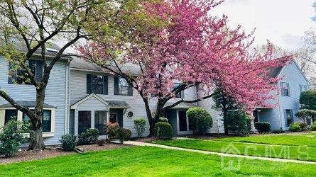 2804 Cricket Cir in Edison, NJ - Building Photo