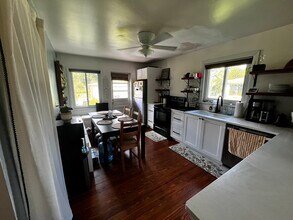 37727 Poinsettia Ave in Dade City, FL - Building Photo - Building Photo