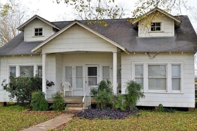 property at 2223 Co Rd 107