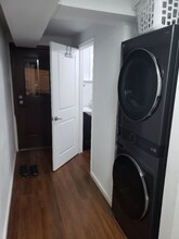 16 TH in Seattle, WA - Building Photo - Building Photo