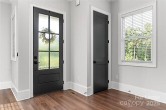 805 Naples Dr in Davidson, NC - Building Photo - Building Photo