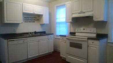 702 Antioch Rd in Johnson City, TN - Building Photo - Building Photo