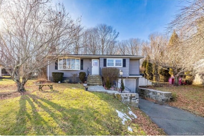 property at 21 Henso Dr