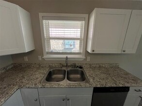 5827 Columbia Ave in Dallas, TX - Building Photo - Building Photo