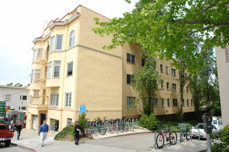 Hearst Avenue Apartments in Berkeley, CA - Building Photo - Building Photo