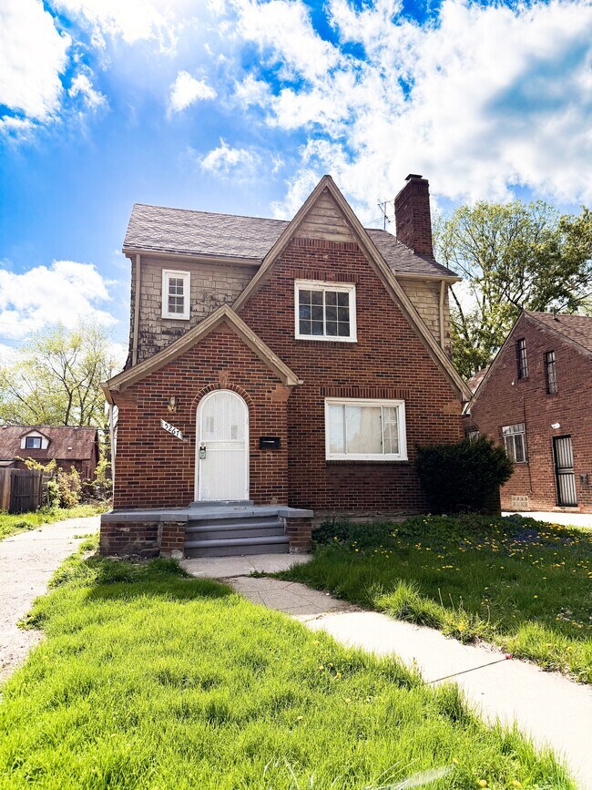 property at 5267 Haverhill St