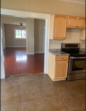 382 E Grove St in Nanticoke, PA - Building Photo - Building Photo