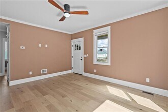 20 Summer St in Newport, RI - Building Photo - Building Photo