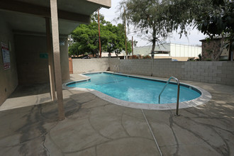 Amber Court Apartments in Upland, CA - Building Photo - Building Photo