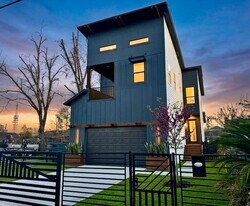 505 E 40th St in Houston, TX - Building Photo