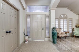 3904 Indian Oaks Ln in Carrollton, TX - Building Photo - Building Photo