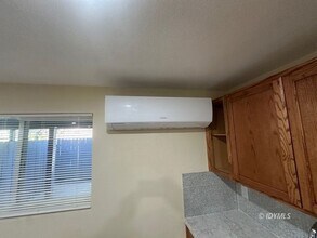 26345 CA-243 in Idyllwild, CA - Foto de edificio - Building Photo