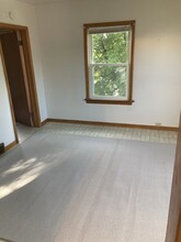 826 Hess Ave, Unit 4 in Erie, PA - Building Photo - Building Photo