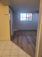 350 Regina St N in Waterloo, ON - Building Photo - Building Photo