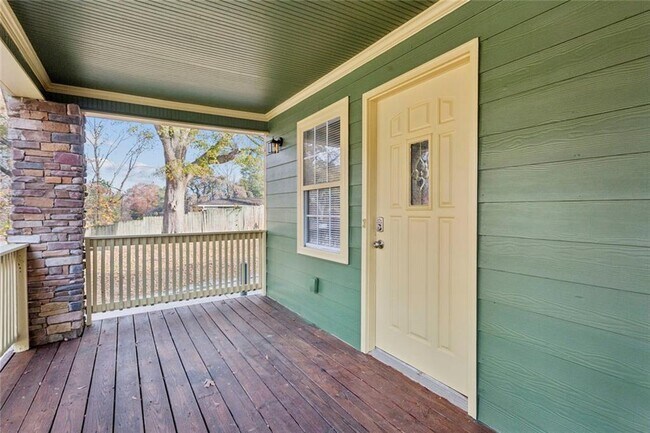 891 N Eugenia Pl NW in Atlanta, GA - Building Photo - Building Photo