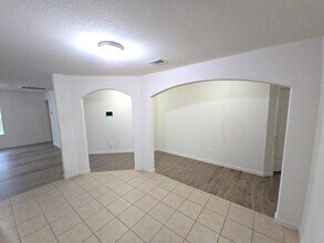 1615 Pink Stone Dr in Rosharon, TX - Building Photo - Building Photo