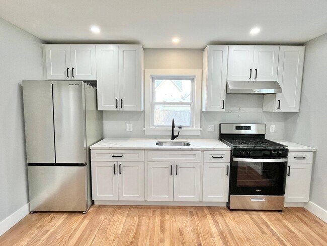 property at 39 Bayview Ave