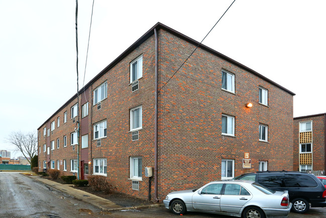 Dryden Apartments in Arlington Heights, IL - Foto de edificio - Building Photo