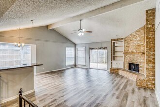 2306 Cambridge Ct N in League City, TX - Building Photo - Building Photo