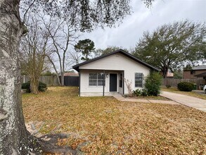 918 Bolton Ct in Tomball, TX - Building Photo - Building Photo