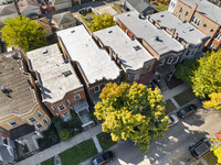 3743 W Shakespeare Ave, Unit 1 in Chicago, IL - Foto de edificio - Building Photo