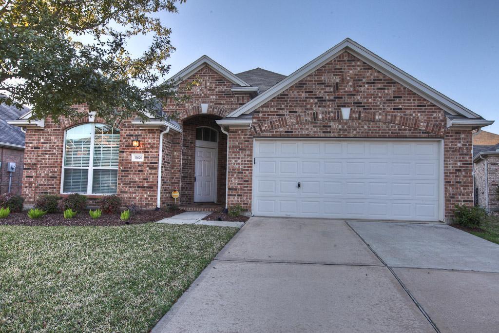 19626 Sunrise Chase Way in Houston, TX - Building Photo