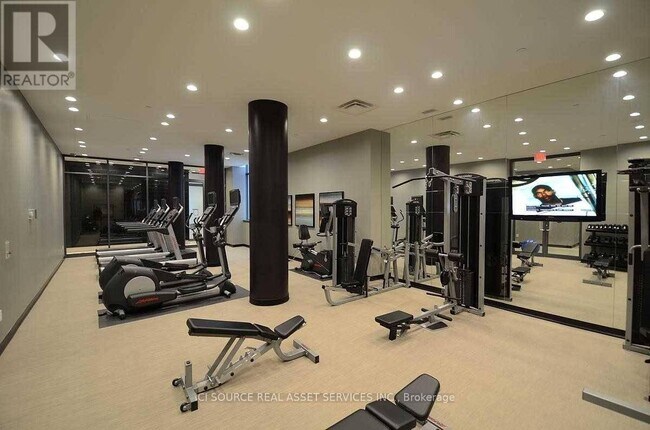 770 Bay St. in Toronto, ON - Building Photo - Building Photo