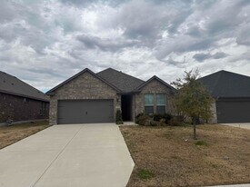 628 Cherry Hill Rd in Red Oak, TX - Building Photo