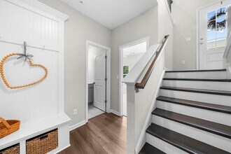 324 Commons Ave in Woodstock, GA - Building Photo - Building Photo