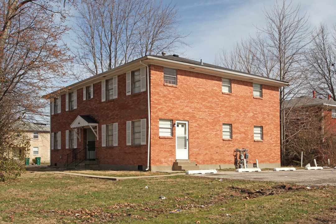 4401 Norene Ln in Louisville, KY - Foto de edificio