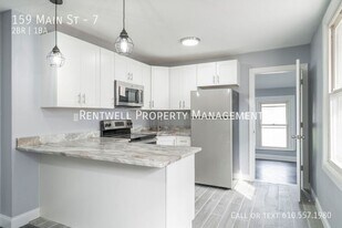 159 Main St in Royersford, PA - Building Photo