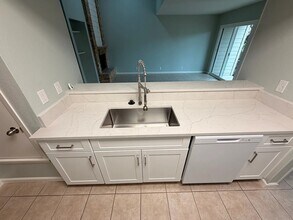 13606 Dutch Myrtle in San Antonio, TX - Building Photo - Building Photo