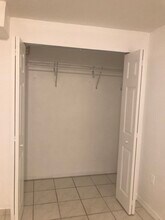 6455 SW 33rd St in Miami, FL - Building Photo - Building Photo