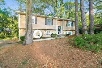 6469 Albright Trail in Riverdale, GA - Foto de edificio - Building Photo