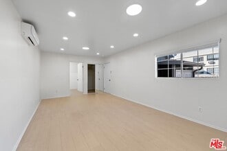 1128 Irolo St in Los Angeles, CA - Building Photo - Building Photo