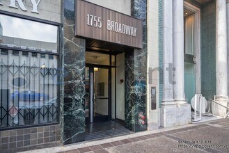 1755 Broadway in Oakland, CA - Foto de edificio - Building Photo