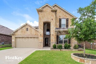 821 Skytop Dr in Haslet, TX - Building Photo