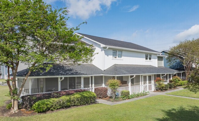 The Alden Townes in North Charleston, SC - Building Photo - Building Photo