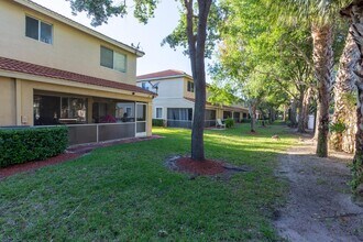 1011 Arezzo Cir in Boynton Beach, FL - Building Photo - Building Photo