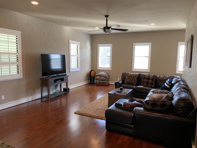 3407 Bryan St in Dallas, TX - Building Photo - Building Photo