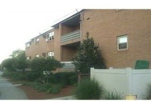 4700 Blakiston St Apartments