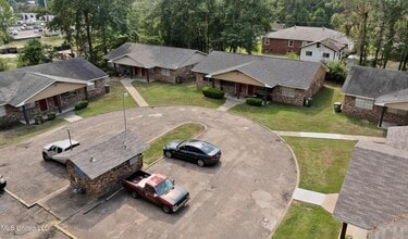 714 N 29th Ave in Hattiesburg, MS - Building Photo - Building Photo