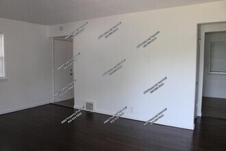 3311 Freeman Ave in Kansas City, KS - Building Photo - Building Photo