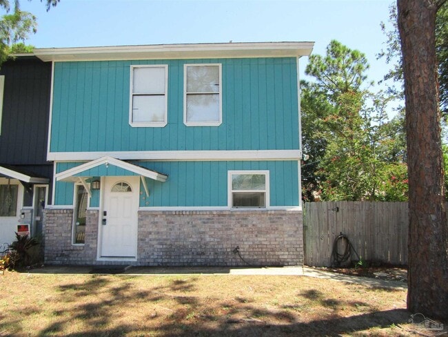 property at 950 Coronado Dr