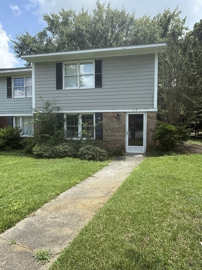 property at 117 Brightwood Cir