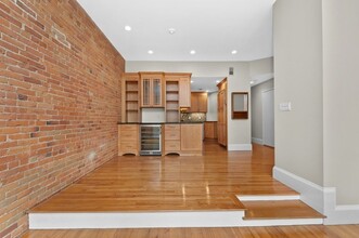 76 Marlborough St, Unit 3 in Boston, MA - Building Photo - Building Photo