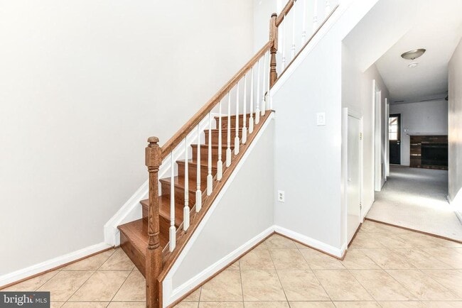 6018 Callaway Ct in Centreville, VA - Building Photo - Building Photo